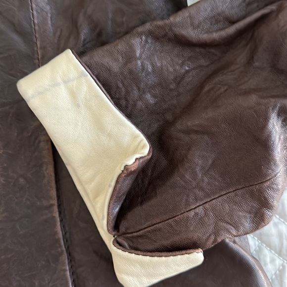 Genuine leather jacket purchased in Florence, Italy! - Picture 6 of 9
